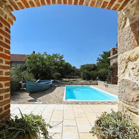 Romantika Dalmacija Βίλα Nin