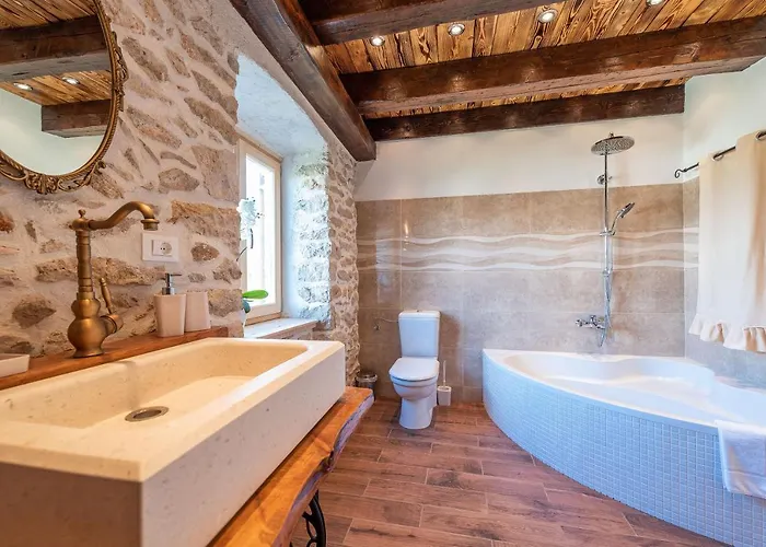 Romantika Dalmacija 宁